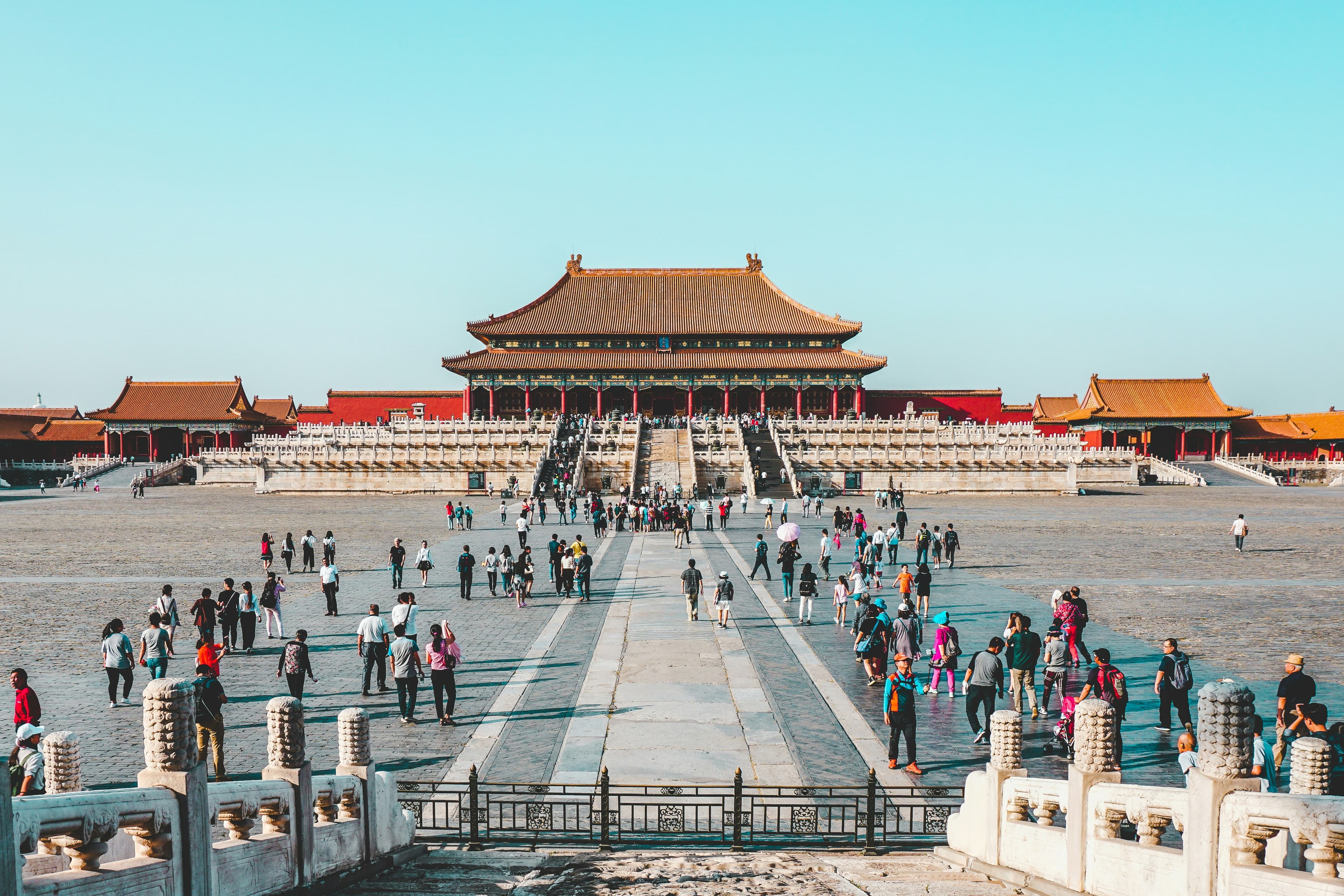 Palacio de Verano, el Barrio de Arte 798 y vuelo a Xi'an: la antigua capital de las 13 dinastías