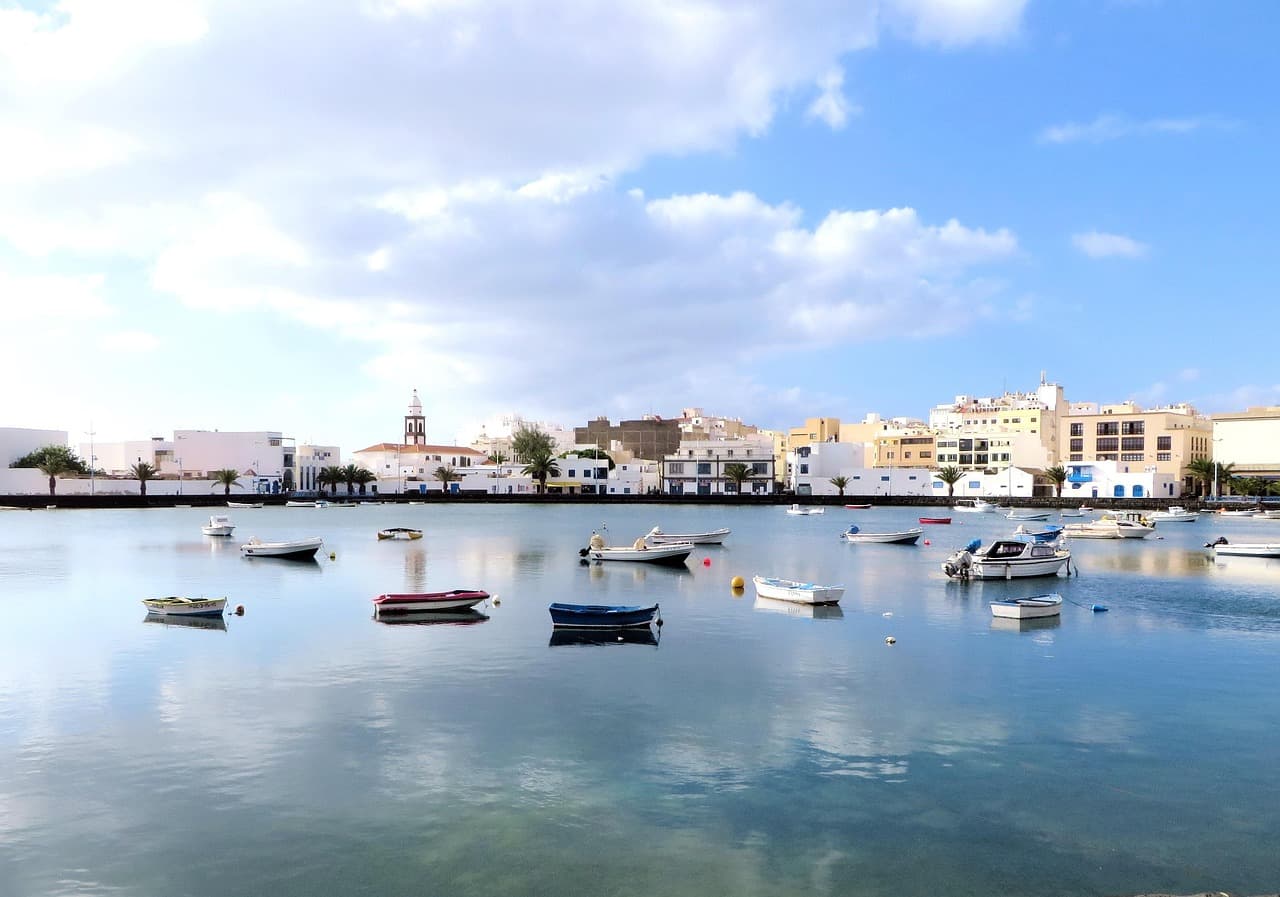 Arrecife, la Fundación Manrique y Puerto del Carmen: el primer día volcánico