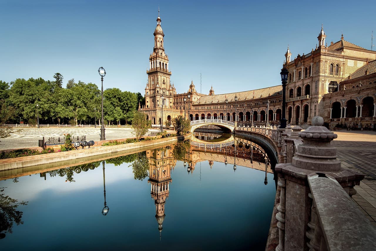 Sevilla: la Catedral más grande del mundo y los Reales Alcázares